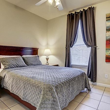 Villa Corporate 2 Bedroom Suite Furnished Condo Houston Exterior photo