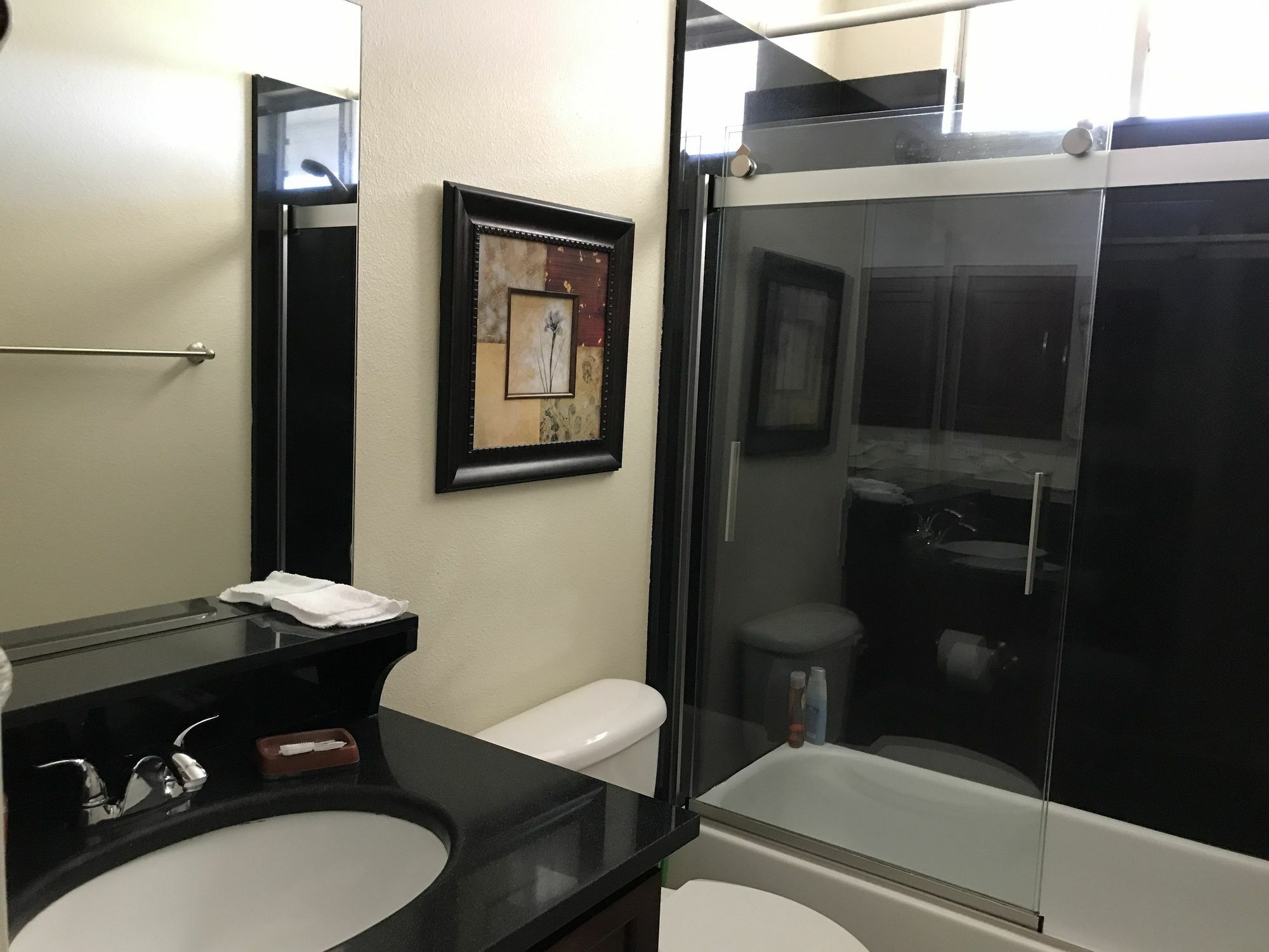 Villa Corporate 2 Bedroom Suite Furnished Condo Houston Exterior photo